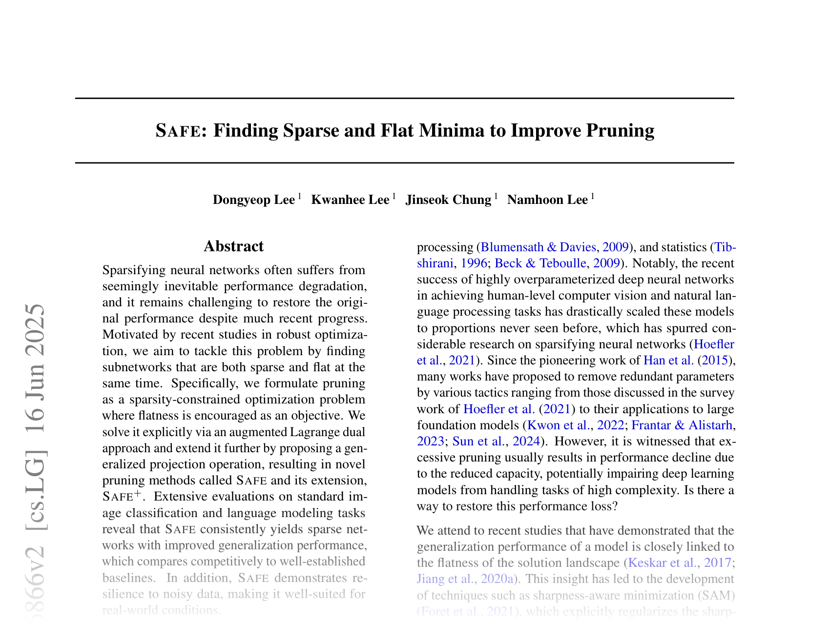 [SAFE: Finding Sparse and Flat Minima to Improve Pruning 🔗](https://arxiv.org/abs/2506.06866)